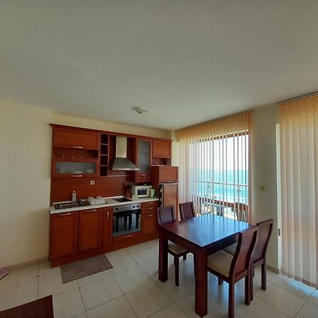 Апартаменти Съни Бей Sunny Beach Ngoại thất bức ảnh