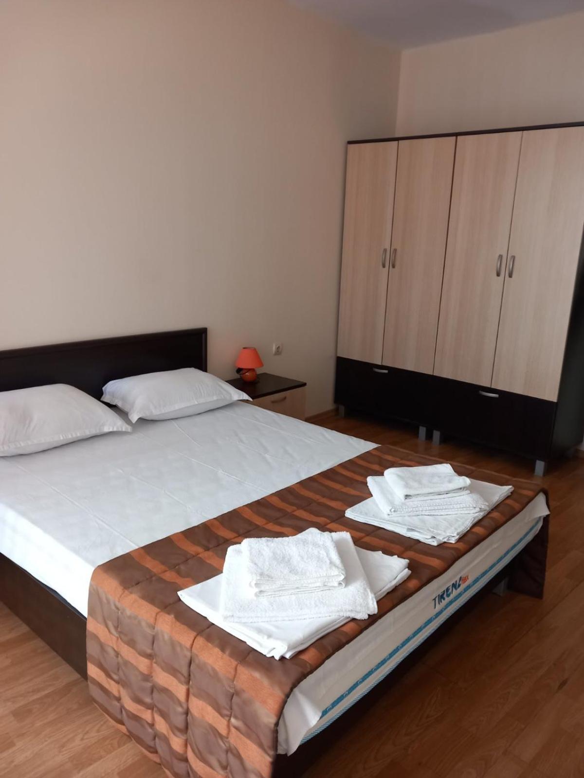 Апартаменти Съни Бей Sunny Beach Ngoại thất bức ảnh