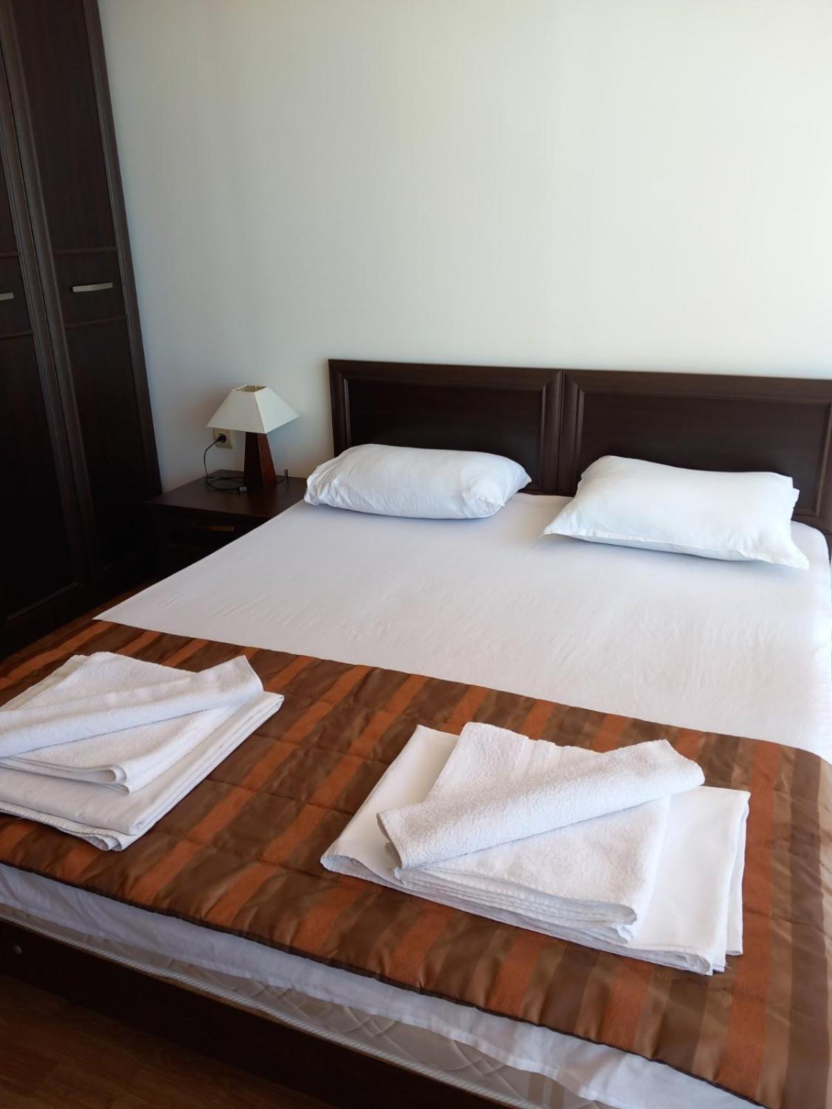 Апартаменти Съни Бей Sunny Beach Ngoại thất bức ảnh