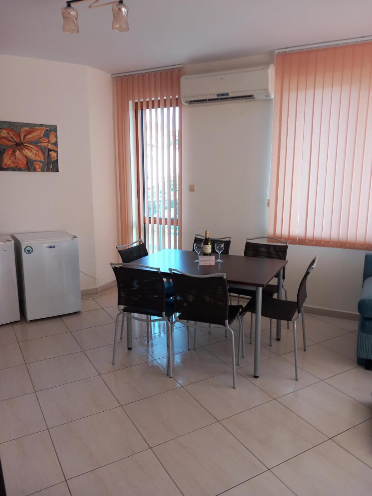 Апартаменти Съни Бей Sunny Beach Ngoại thất bức ảnh